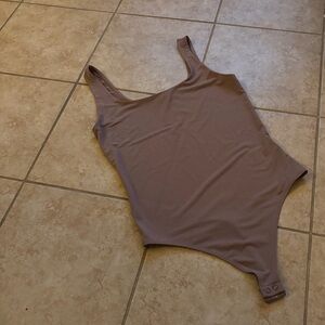 NWOT Express Women’s Mauve Bodysuit